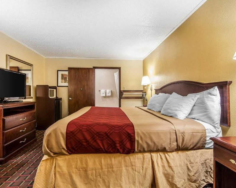 Econo Lodge Ленор-Сіті Екстер'єр фото