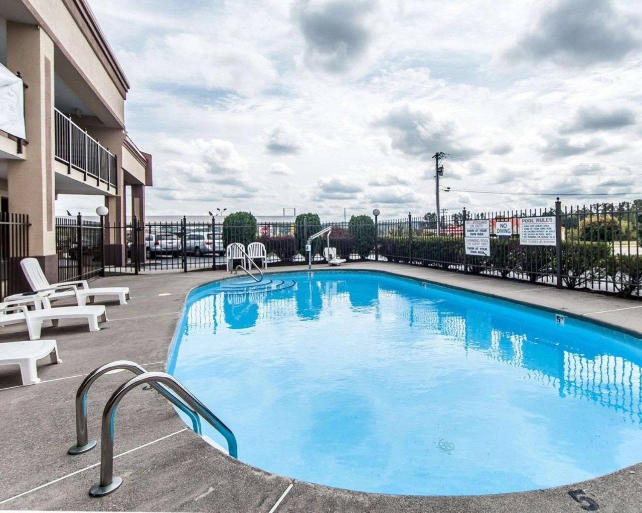 Econo Lodge Ленор-Сіті Екстер'єр фото