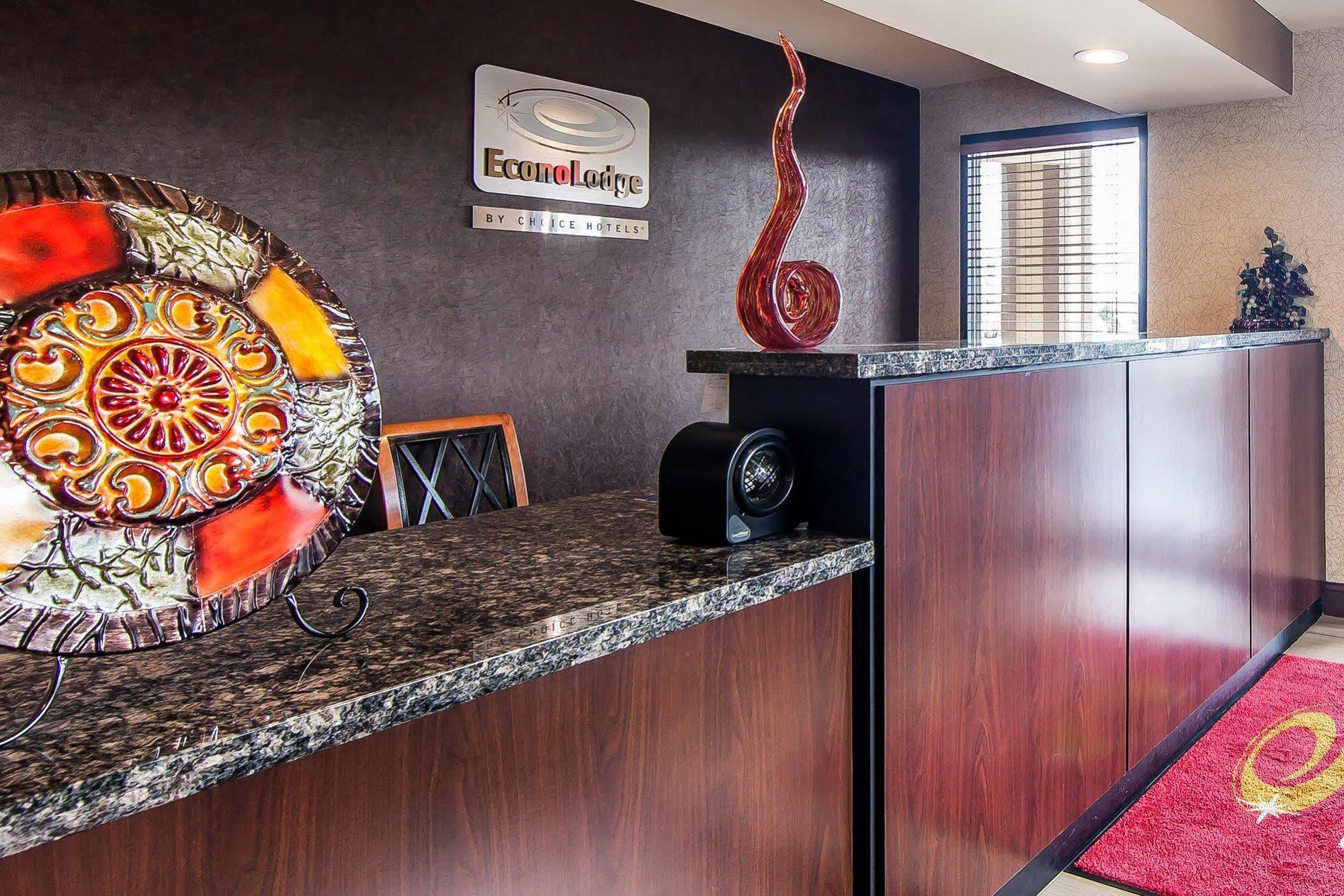 Econo Lodge Ленор-Сіті Екстер'єр фото