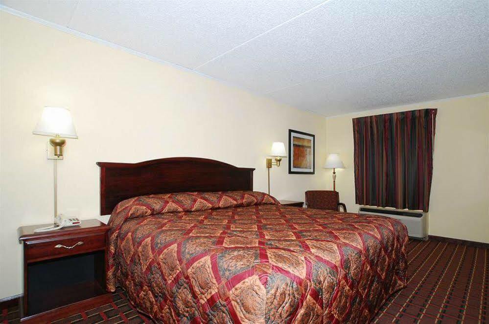 Econo Lodge Ленор-Сіті Екстер'єр фото